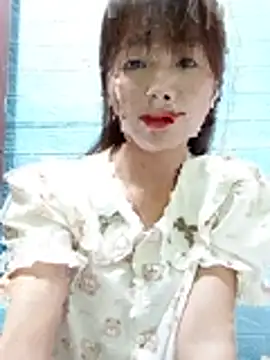 Snapshot of AmyLinee01 chatting on July 2026 02:46:01 PM AmyLinee01 online show from July 2026 02:46:01 PM