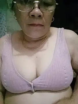 Snapshot of Funsexy1 chatting on May 2026 08:43:02 PM Funsexy1 online show from May 2026 08:43:02 PM