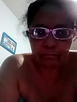 Snapshot of sexymomsn chatting on May 2026 10:28:01 PM sexymomsn online show from May 2026 10:28:01 PM