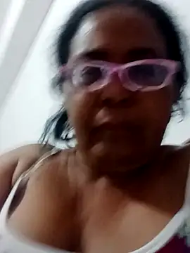 Snapshot of sexymomsn chatting on June 2026 12:37:01 PM sexymomsn online show from June 2026 12:37:01 PM