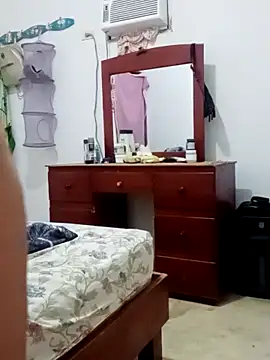 Snapshot of sexymomsn chatting on June 2026 08:03:01 AM sexymomsn online show from June 2026 08:03:01 AM