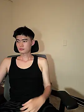 Snapshot of CalvinHY chatting on July 2026 08:19:02 PM CalvinHY online show from July 2026 08:19:02 PM