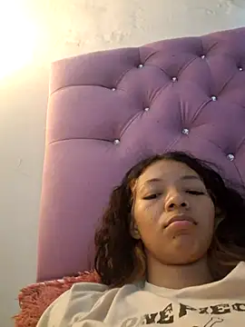 Snapshot of iam_elekttra chatting on July 2026 07:04:01 AM iam elekttra online show from July 2026 07:04:01 AM