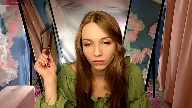 Snapshot of TonyRaymon chatting on March 2026 07:45:02 AM TonyRaymon online show from March 2026 07:45:02 AM