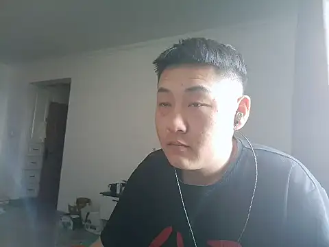 Snapshot of Llpl322 chatting on April 2026 07:47:01 AM Llpl322 online show from April 2026 07:47:01 AM