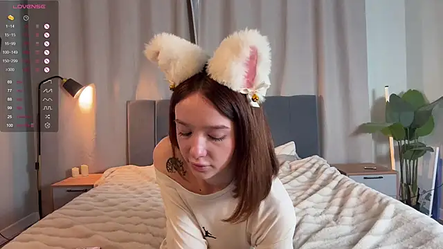 Snapshot of Lana_VeeE chatting on April 2026 02:47:02 PM Lana VeeE online show from April 2026 02:47:02 PM
