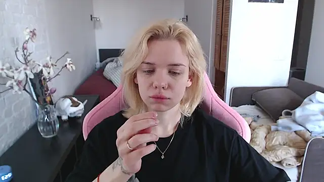 TenderChloe online show from March 2026 09:53:02 AM