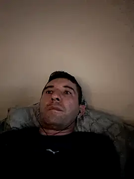 Sueliton2 online show from April 2026 12:01:01 AM