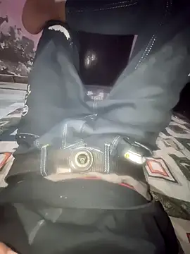 Snapshot of classicraaz chatting on March 2026 04:06:02 PM classicraaz online show from March 2026 04:06:02 PM