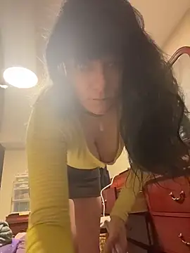 mango-kitty online show from May 2026 05:43:01 PM