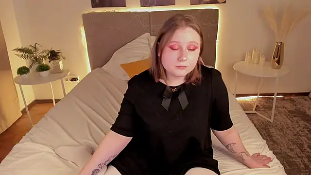 KatieGarsiaa online show from March 2026 08:20:02 AM