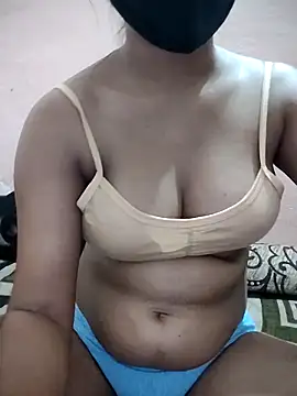 Snapshot of Wild_Kiara chatting on April 2026 04:19:01 PM Wild Kiara online show from April 2026 04:19:01 PM