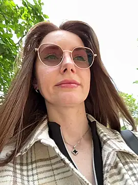 FReyja 44 online show from May 2026 09:25:02 AM