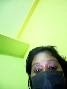 Snapshot of bannerjeesneha20 chatting on April 2026 10:54:02 PM bannerjeesneha20 online show from April 2026 10:54:02 PM