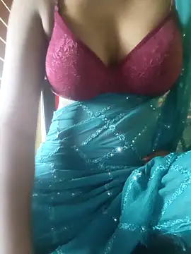 Snapshot of Rubina_Love chatting on April 2026 01:52:02 AM Rubina Love online show from April 2026 01:52:02 AM