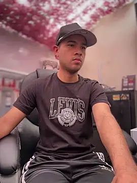 Zhang Weii online show from March 2026 04:23:01 PM