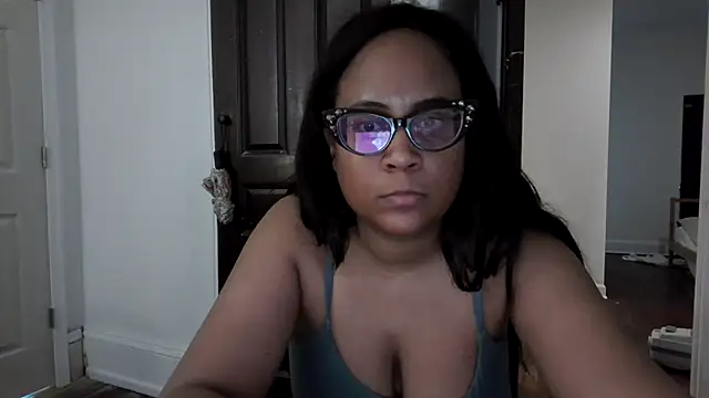 Snapshot of biancadoesit chatting on April 2026 09:39:33 PM biancadoesit online show from April 2026 09:39:33 PM