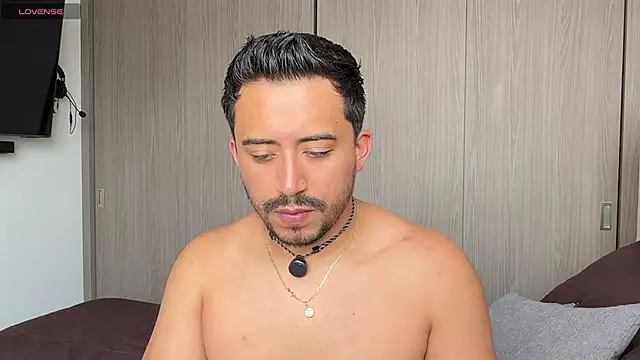 Snapshot of Diego_Latinguy chatting on March 2026 03:01:01 PM Diego Latinguy online show from March 2026 03:01:01 PM