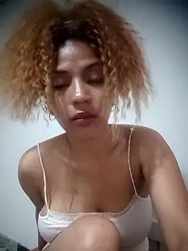SolashLitzy Curly online show from June 2026 12:29:01 PM