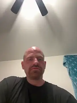Snapshot of whitelioncody chatting on April 2026 05:00:02 AM whitelioncody online show from April 2026 05:00:02 AM
