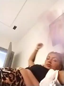 Snapshot of Exotic_ParisX chatting on April 2026 09:31:02 PM Exotic ParisX online show from April 2026 09:31:02 PM