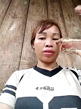 Ely-cute2k online show from April 2026 07:41:01 AM