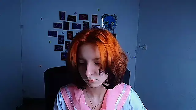 Snapshot of Butterfly_Milly chatting on May 2026 12:00:01 PM Butterfly Milly online show from May 2026 12:00:01 PM