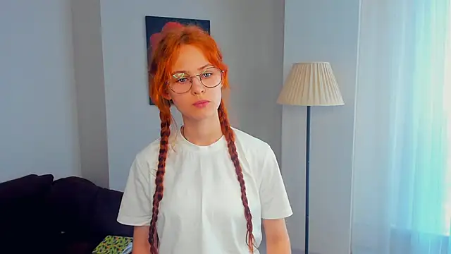 Snapshot of ValarieBullen chatting on March 2026 06:46:02 AM ValarieBullen online show from March 2026 06:46:02 AM