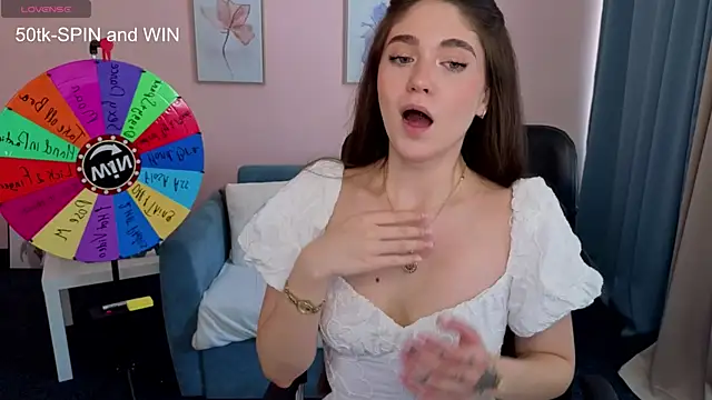 SunnyBloss online show from June 2026 01:48:02 PM