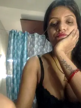 Snapshot of khushi_ji00 chatting on June 2026 09:25:02 AM khushi ji00 online show from June 2026 09:25:02 AM