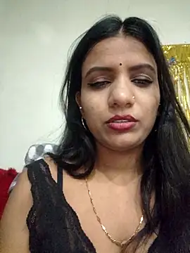 Snapshot of khushi_ji00 chatting on July 2026 05:15:02 PM khushi ji00 online show from July 2026 05:15:02 PM