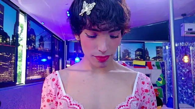 Snapshot of IsaacNovaa chatting on June 2026 08:57:02 PM IsaacNovaa online show from June 2026 08:57:02 PM