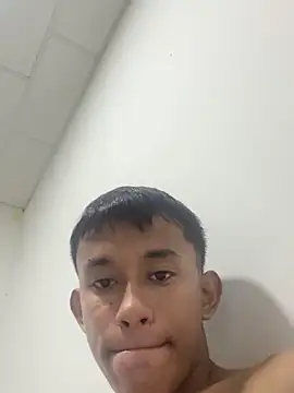 io skay online show from April 2026 10:59:02 PM