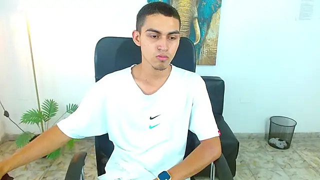 lucass 18 online show from March 2026 08:41:02 PM