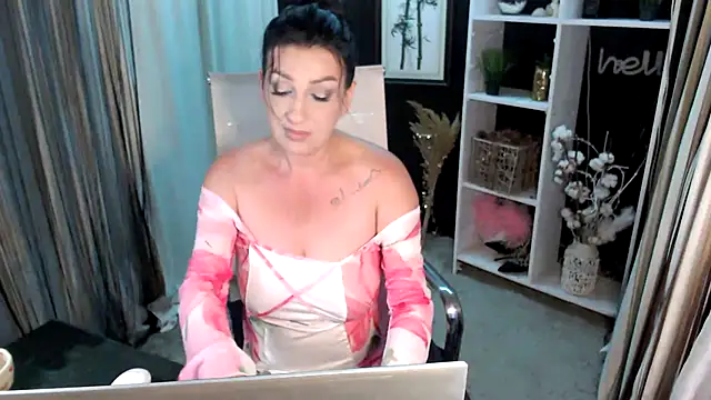 Snapshot of DreamLove2020 chatting on July 2026 05:23:01 PM DreamLove2020 online show from July 2026 05:23:01 PM