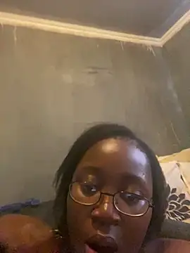 Snapshot of ebonydiva10 chatting on March 2026 12:00:02 PM ebonydiva10 online show from March 2026 12:00:02 PM