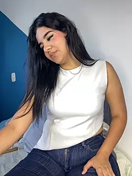 Gabyfosterr   online show from April 2026 09:56:01 PM