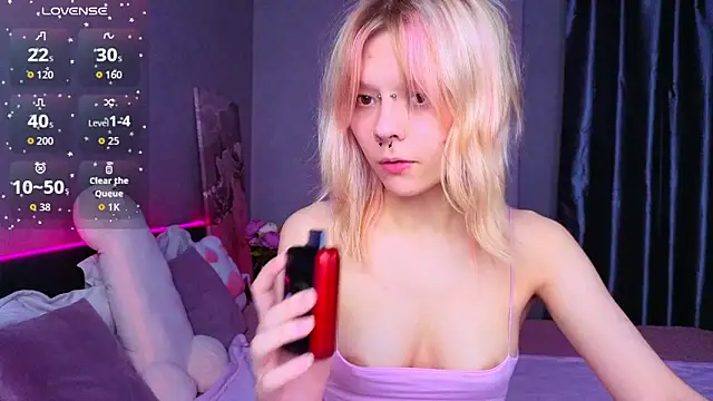 PerryKitty online show from April 2026 07:20:01 PM