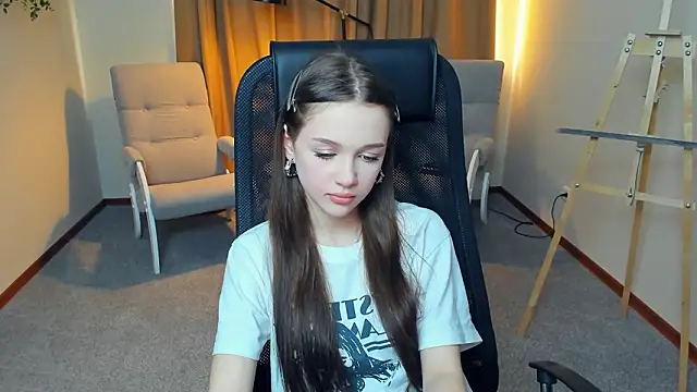 SharriSang online show from March 2026 12:05:03 PM