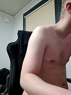 Aceyguy online show from April 2026 07:19:01 PM