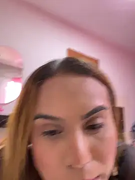 Snapshot of Jullyanaximeness chatting on June 2026 01:21:02 PM Jullyanaximeness online show from June 2026 01:21:02 PM