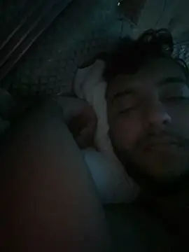 fovorit online show from April 2026 06:03:02 AM