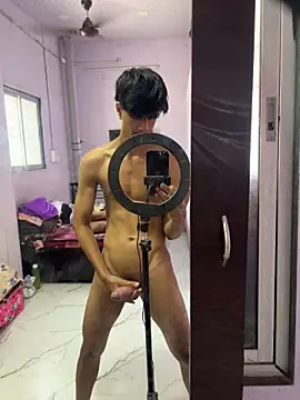 Snapshot of adihaveabigdick chatting on April 2026 06:29:02 AM adihaveabigdick online show from April 2026 06:29:02 AM