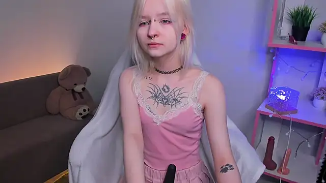 Mary Wester online show from May 2026 12:59:01 AM