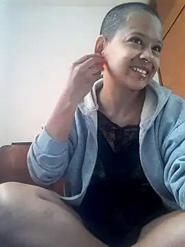 xblackstarX1 online show from April 2026 05:37:01 PM