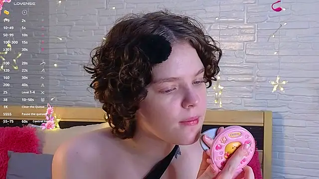 Snapshot of Amely_Muerte chatting on April 2026 03:41:01 AM Amely Muerte online show from April 2026 03:41:01 AM