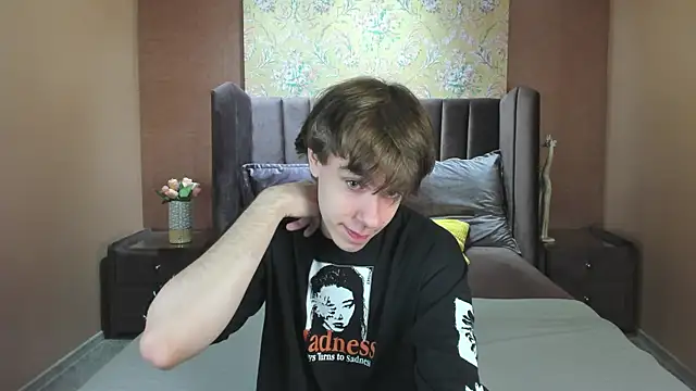 Snapshot of DaveBevy chatting on May 2026 07:34:01 PM DaveBevy online show from May 2026 07:34:01 PM