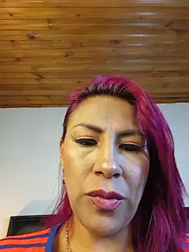 Snapshot of tatianabelli chatting on June 2026 10:43:02 PM tatianabelli online show from June 2026 10:43:02 PM