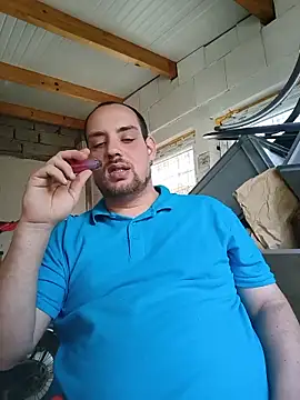 Snapshot of fettgail-0507 chatting on June 2026 12:42:02 PM fettgail-0507 online show from June 2026 12:42:02 PM