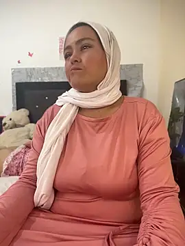Snapshot of Marian_fadel chatting on May 2026 01:29:02 PM Marian fadel online show from May 2026 01:29:02 PM